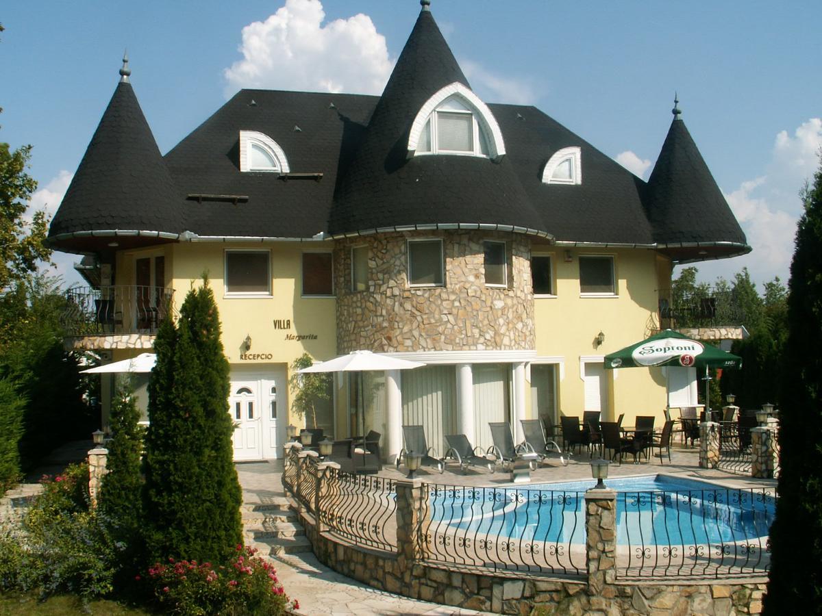 Villa Margarita Siofok Luaran gambar